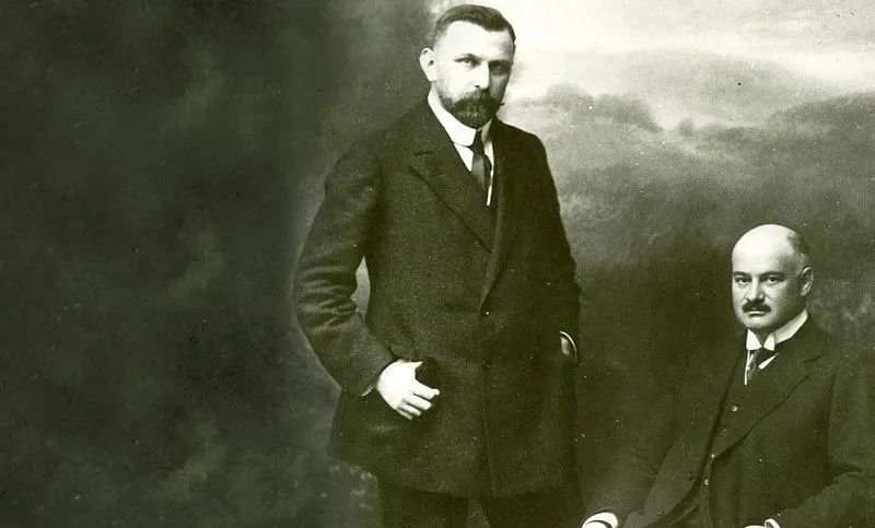 125岁的罗氏制药，如何成为全球抗癌药神？