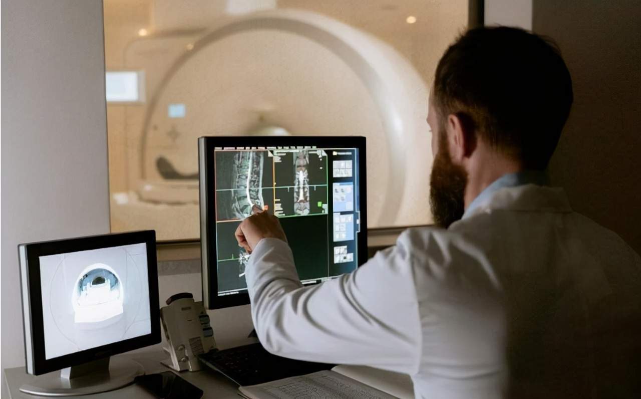 上市潮背后,AI医疗影像何以战至终章? 上市潮背后,AI医疗影像何以战至终章?